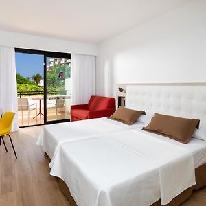 Camera con letto king size